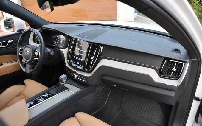 Volvo XC 60 cena 159000 przebieg: 13000, rok produkcji 2019 z Strzelin małe 466
